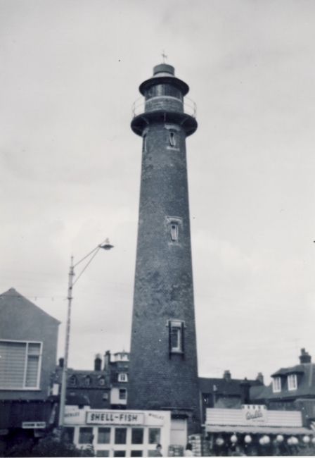 Lighthouse20at20Great20Yarmouth201964_zp