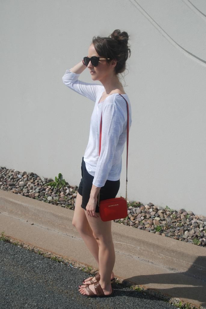 black bra and white shirt forever 21, East Coast Blogger, East Coast Fashion